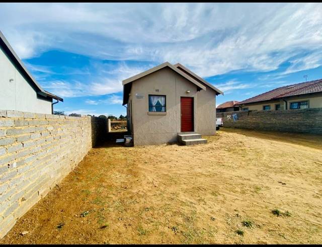 2 BEDROOM HOUSE FOR SALE IN VANDERBIJLPARK CE